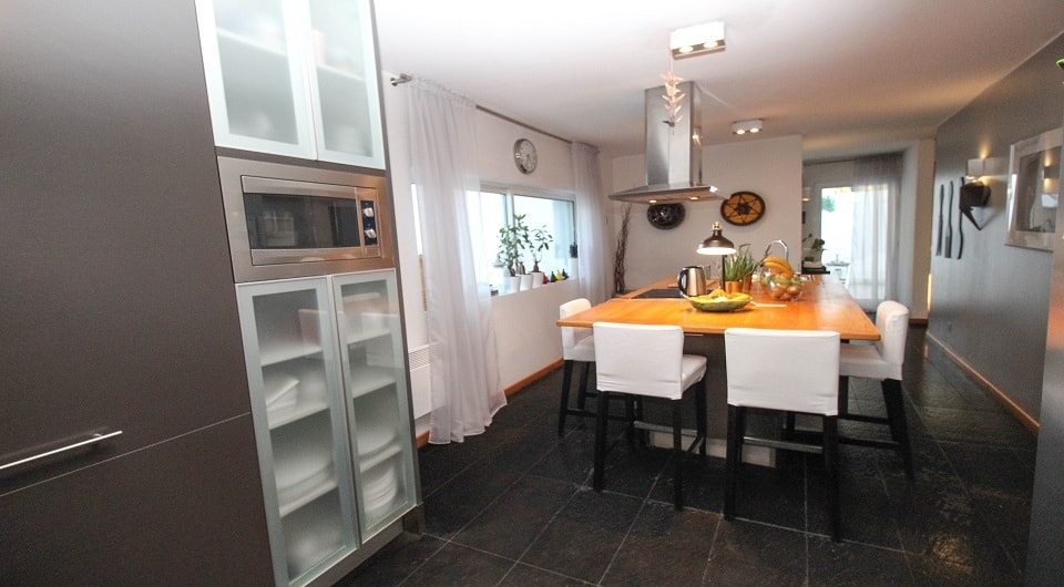 Contemporary 4 bedroom villa in Sao bras country side in Central Algarve