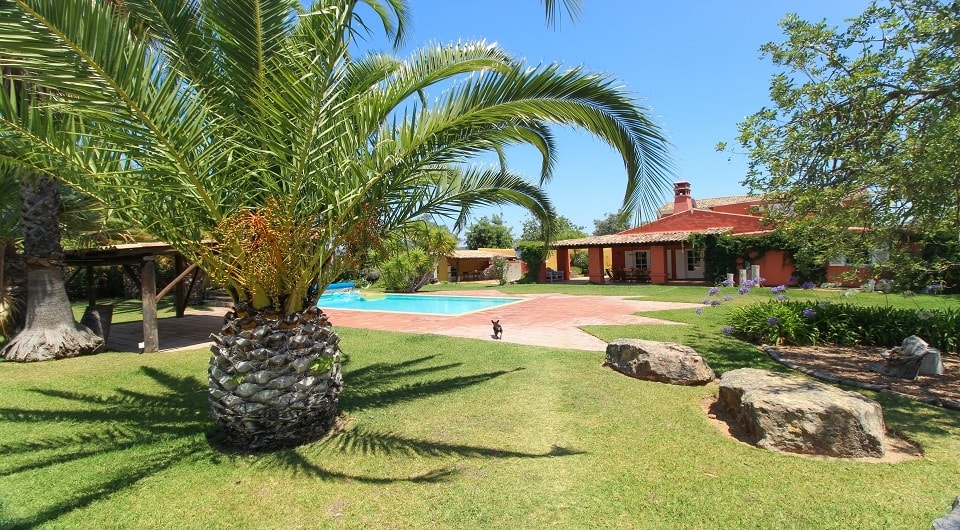 Amazing 4 bed Country Home in Goldra - Santa Bárbara de Nexe