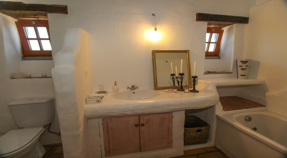 Amazing 4 bed Country Home in Goldra - Santa Bárbara de Nexe