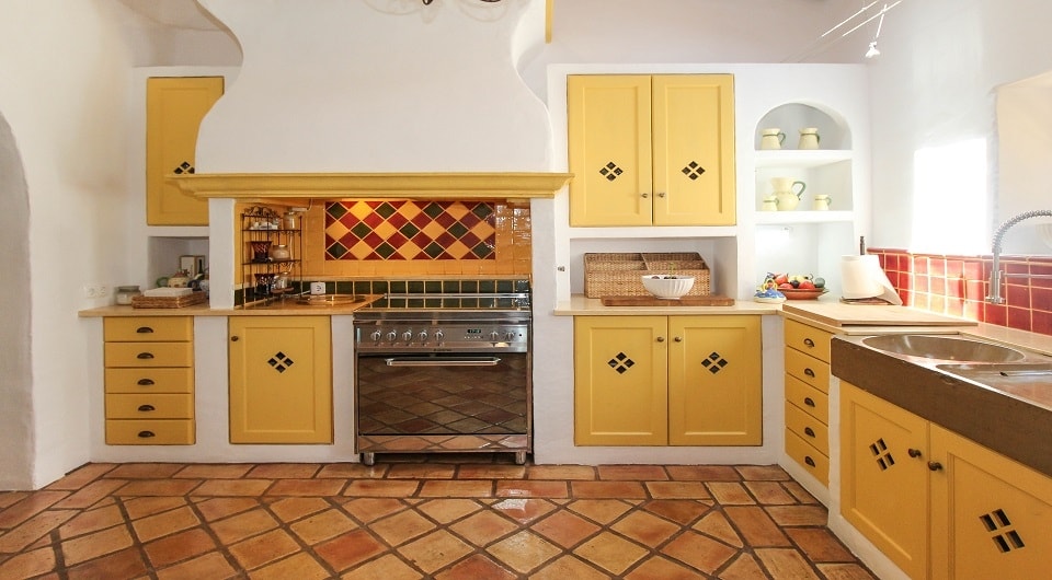 Amazing 4 bed Country Home in Goldra - Santa Bárbara de Nexe