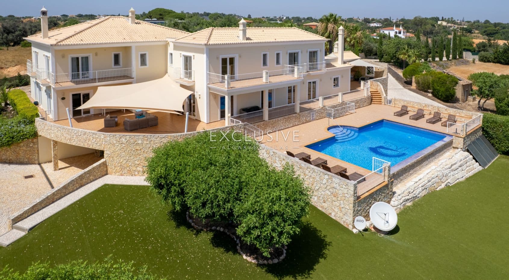 Private 7-Bedroom Algarve Estate with Sea Views & Guest Accommodation-1