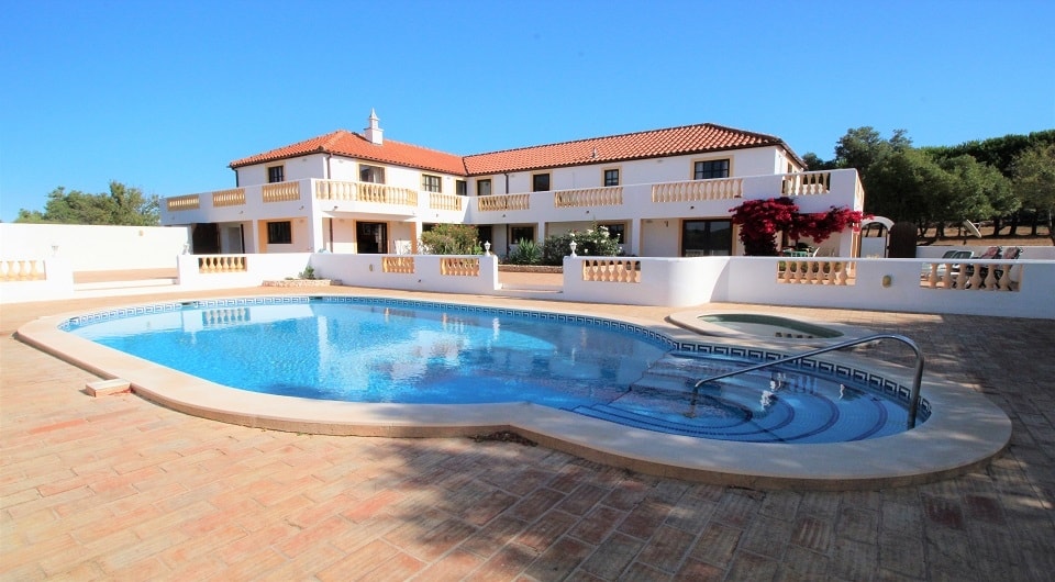 Country retreat in Lagos Algarve - 7 bedroom property