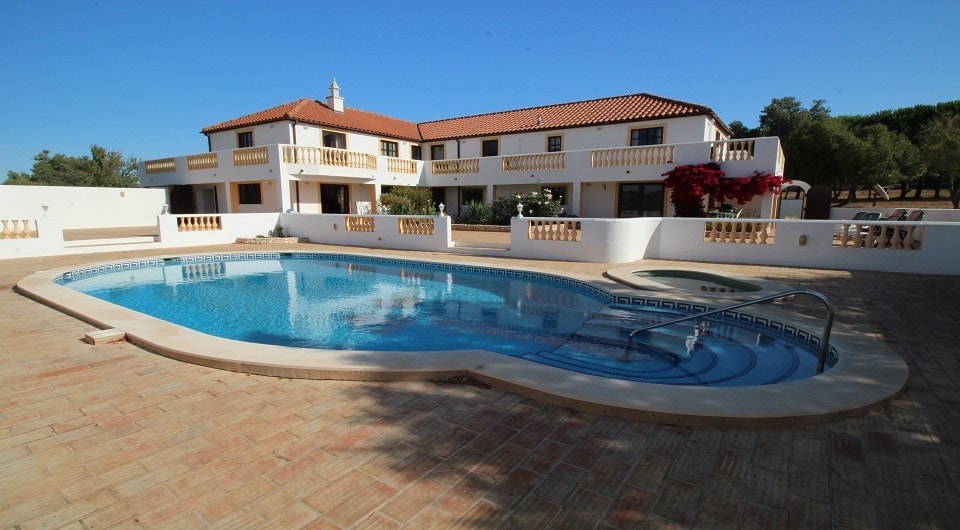 Country retreat in Lagos Algarve - 7 bedroom property