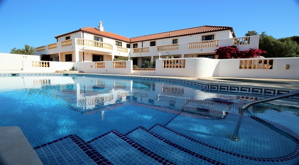 Country retreat in Lagos Algarve - 7 bedroom property