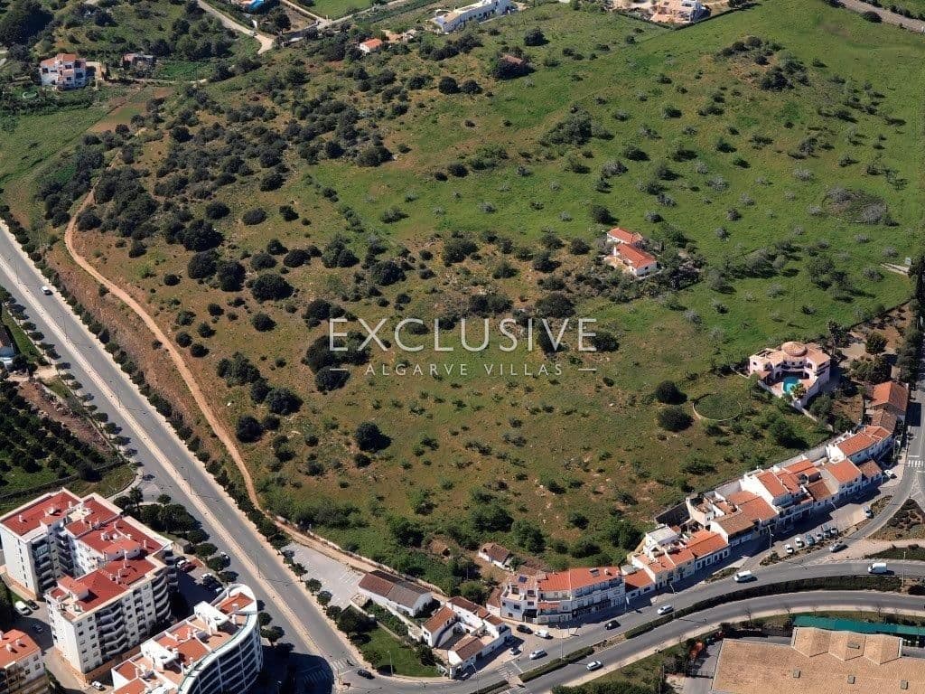 Land for developing apartments,, close to the Lagos Marina-1