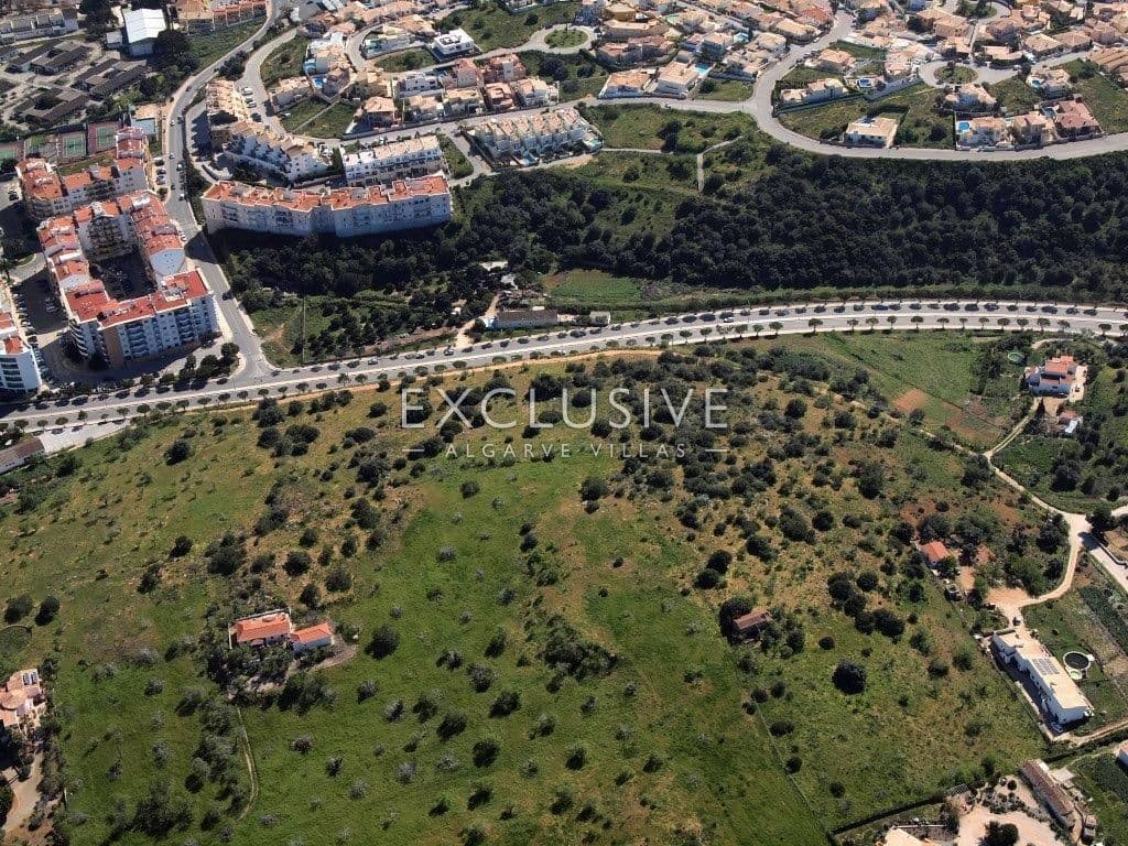Building plots to build apartments with Marina and sea views, in Lagos-2