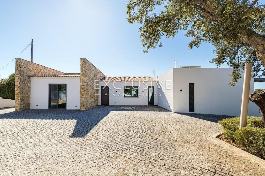 Contemporary design villa with stunning coastal views Porches, Algarve-2