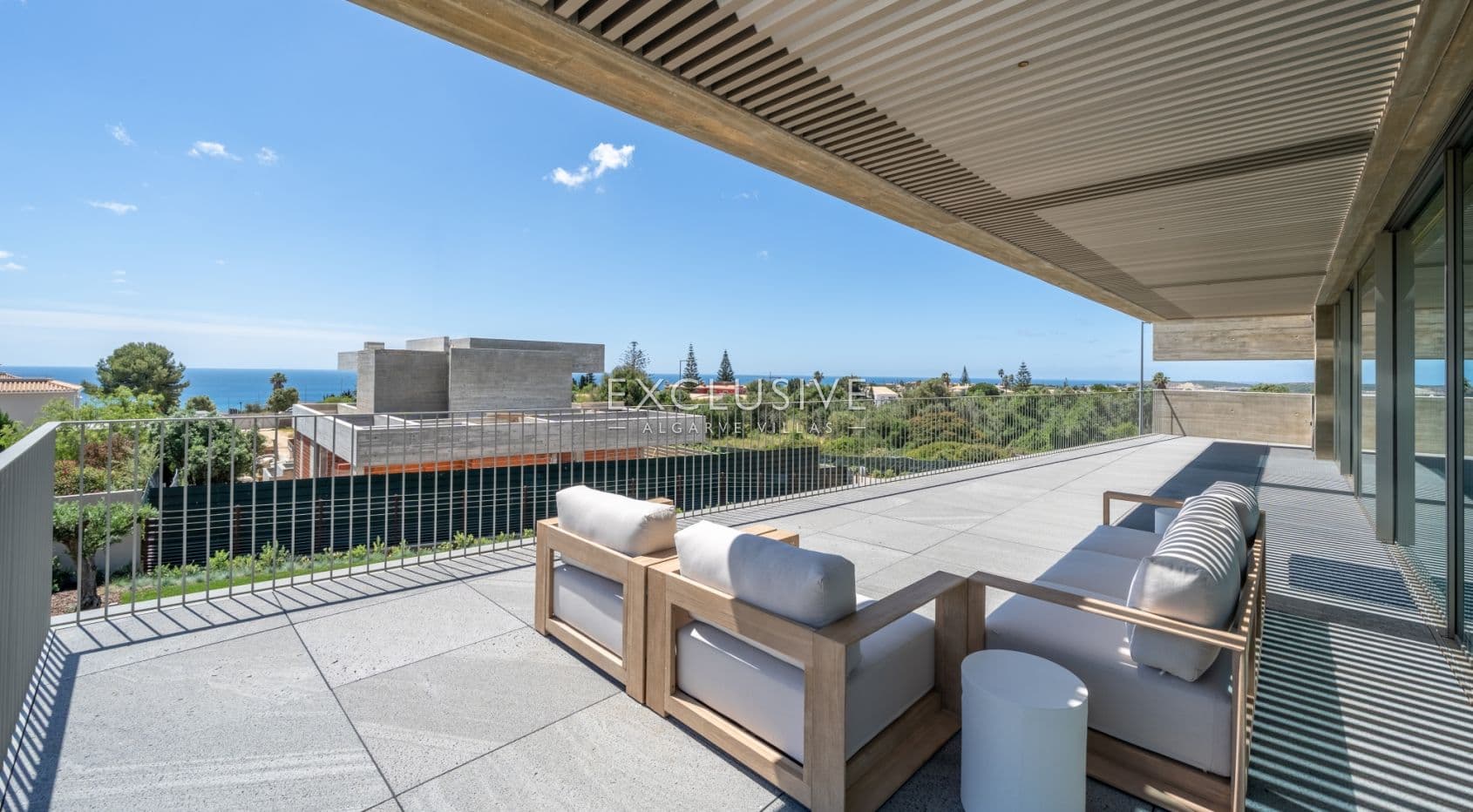 Contemporary luxury villa near the beach with ocean views in Praia da Luz, Algarve-1
