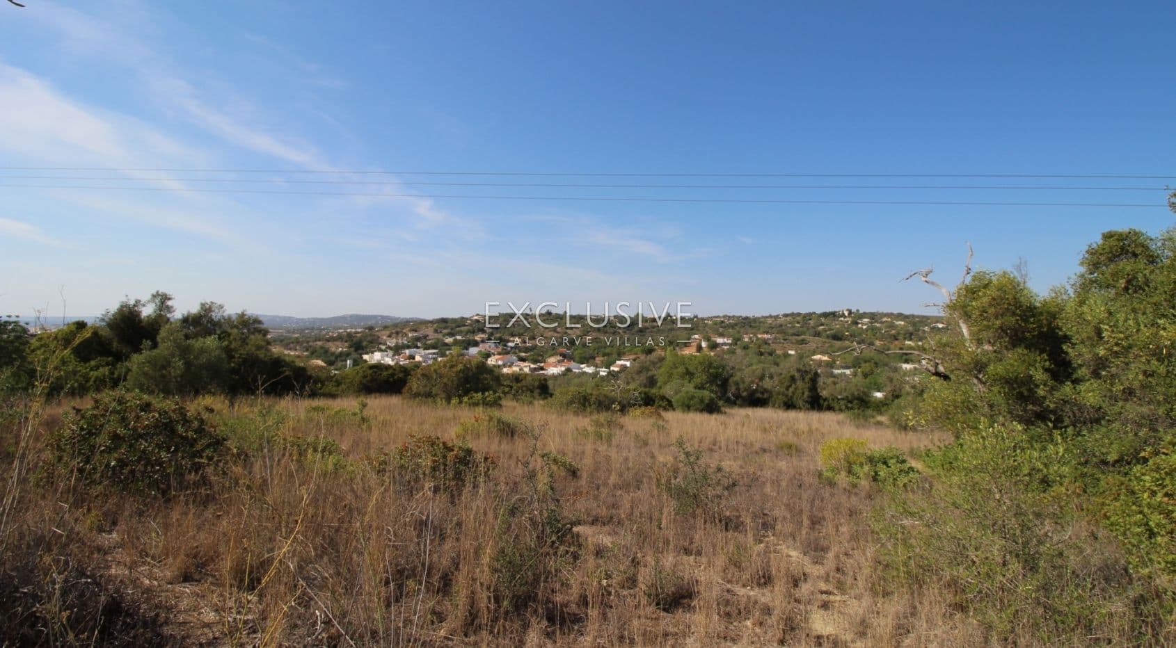 Grundstück mit genehmigtem Projekt in Loulé-2