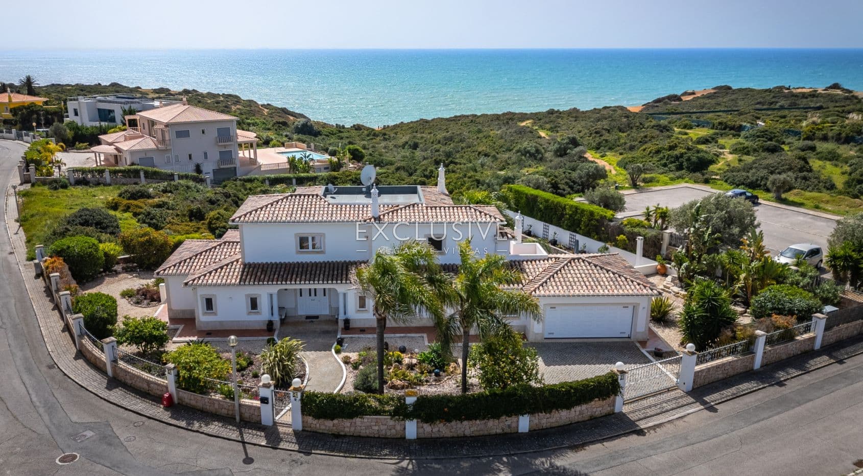 4+3 bedroom first line ocean front villa with cliff and sea views Carvoeiro, Algarve-2