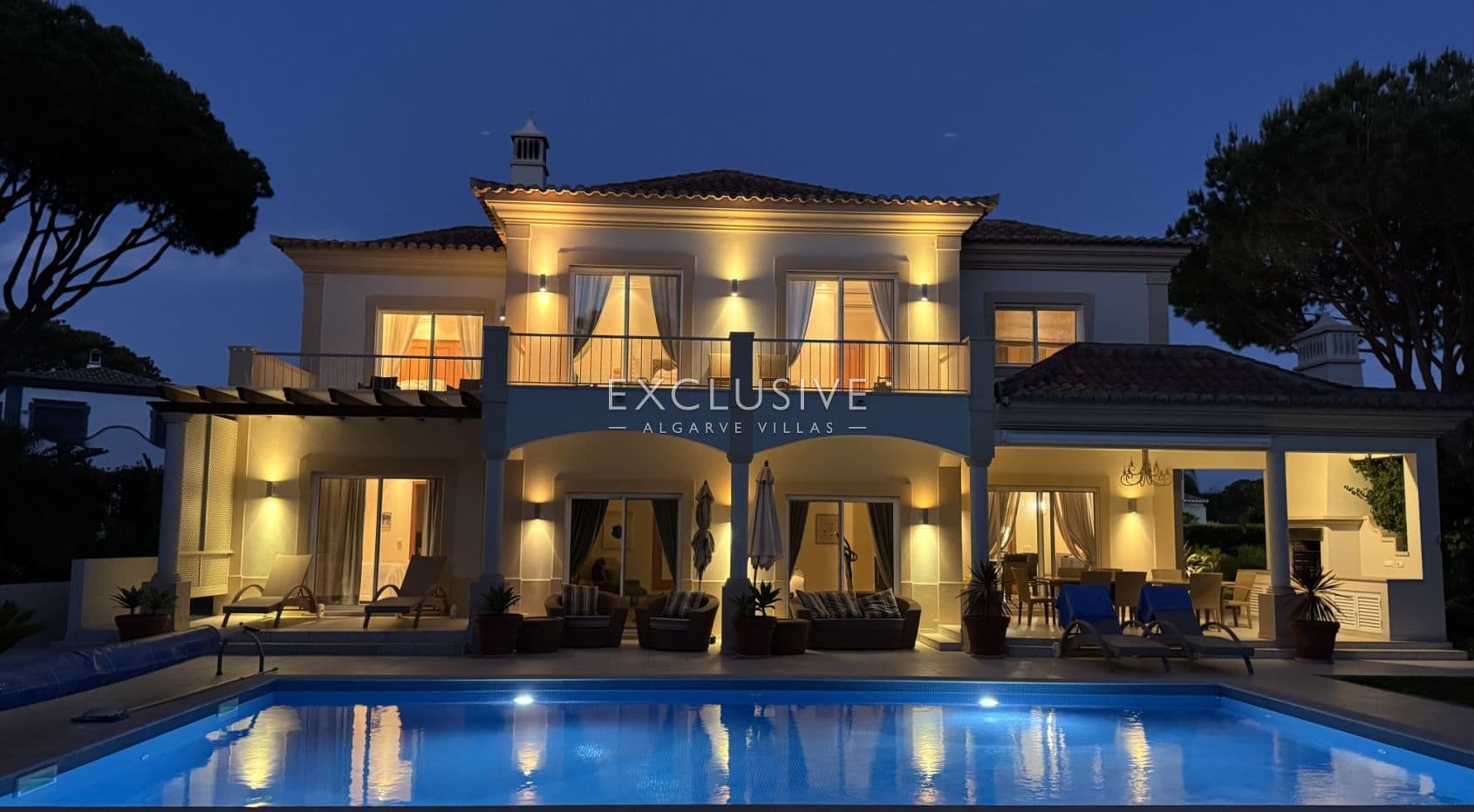 Elegante 4-slaapkamer villa met privé golftoegang in Vila Sol Resort, Centraal Algarve-1