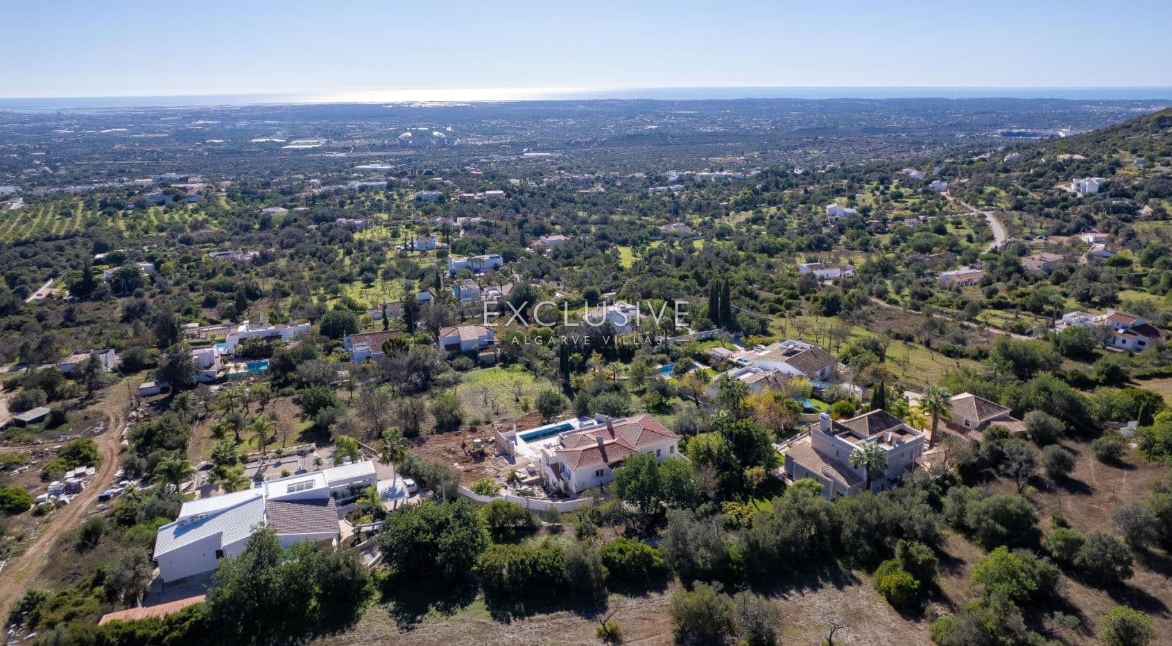 Villa Sta Barbara de Nexe, remodelled with fantastic coastal views across the Algarve-2