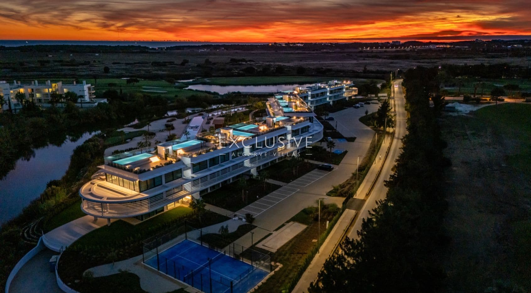 luxury 3 Bedroom contemporary penthouse in Vilamoura with golf and ocean views-1