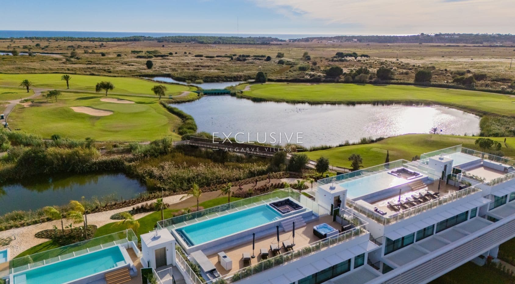 3 Bedroom contemporary penthouse in Vilamoura with golf and ocean views-2
