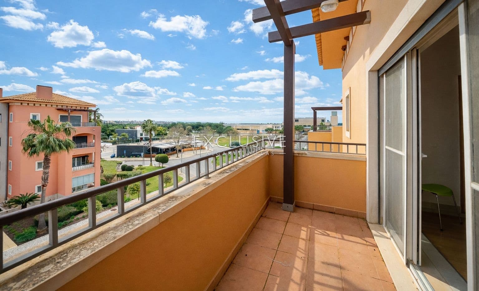 Buy Beautiful 2 Bedroom Sea View Apartment in Vilamoura-2