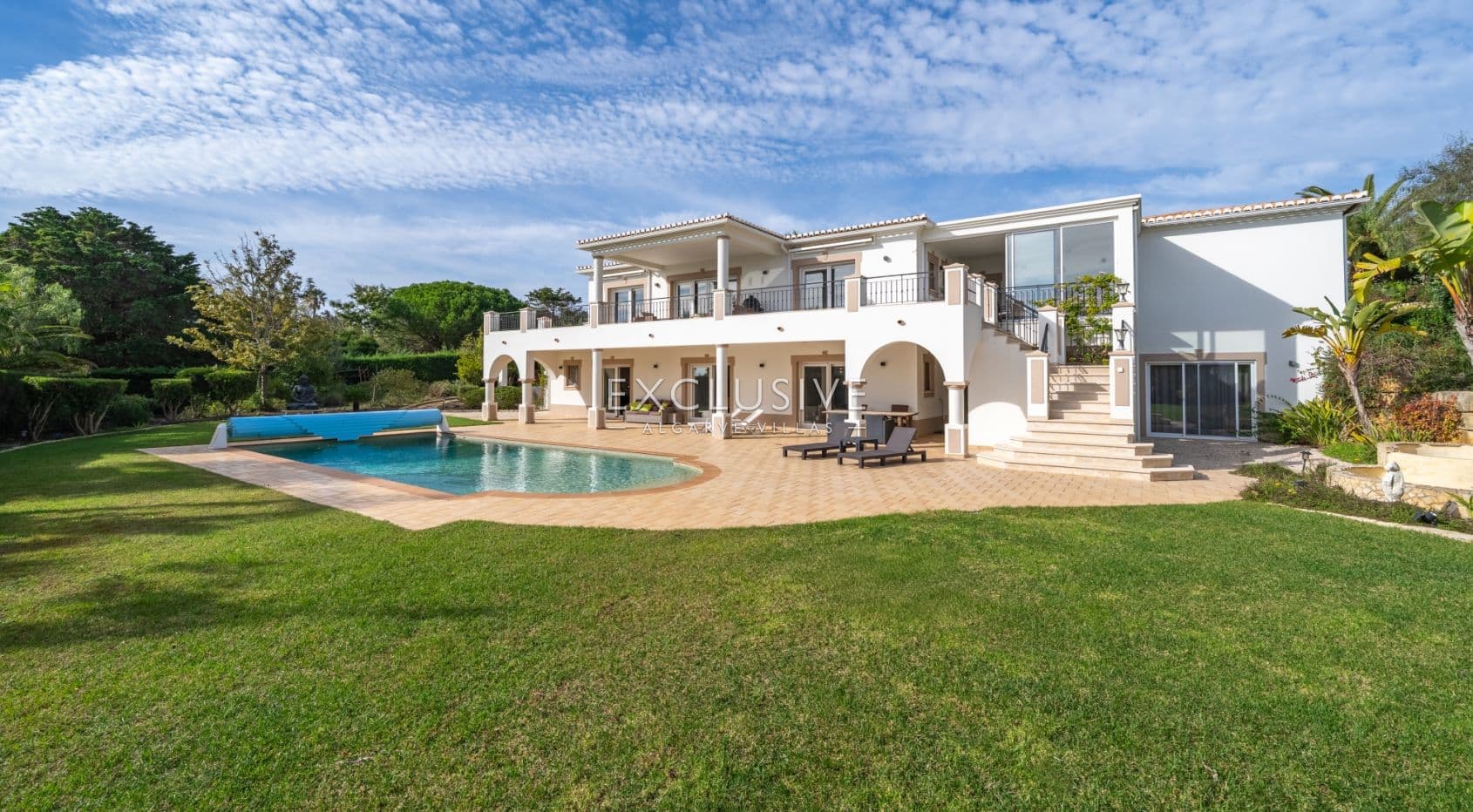 Luxury Sea View Villa in Praia da Luz, Western Algarve-1