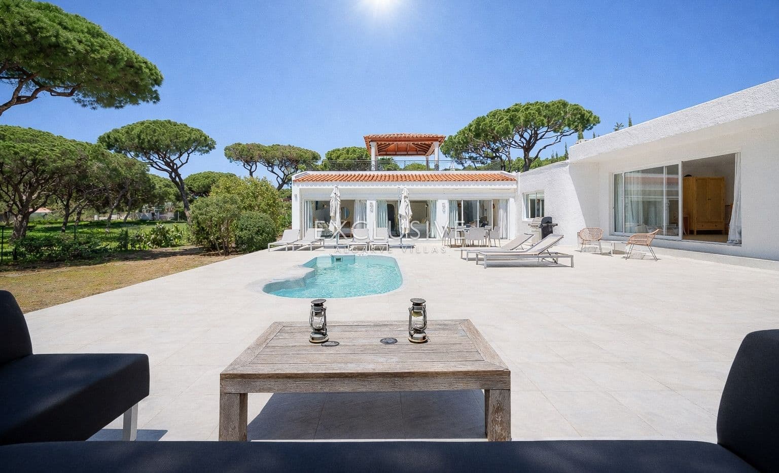 Villa near the beach Quarteira, Golden Triangle-2