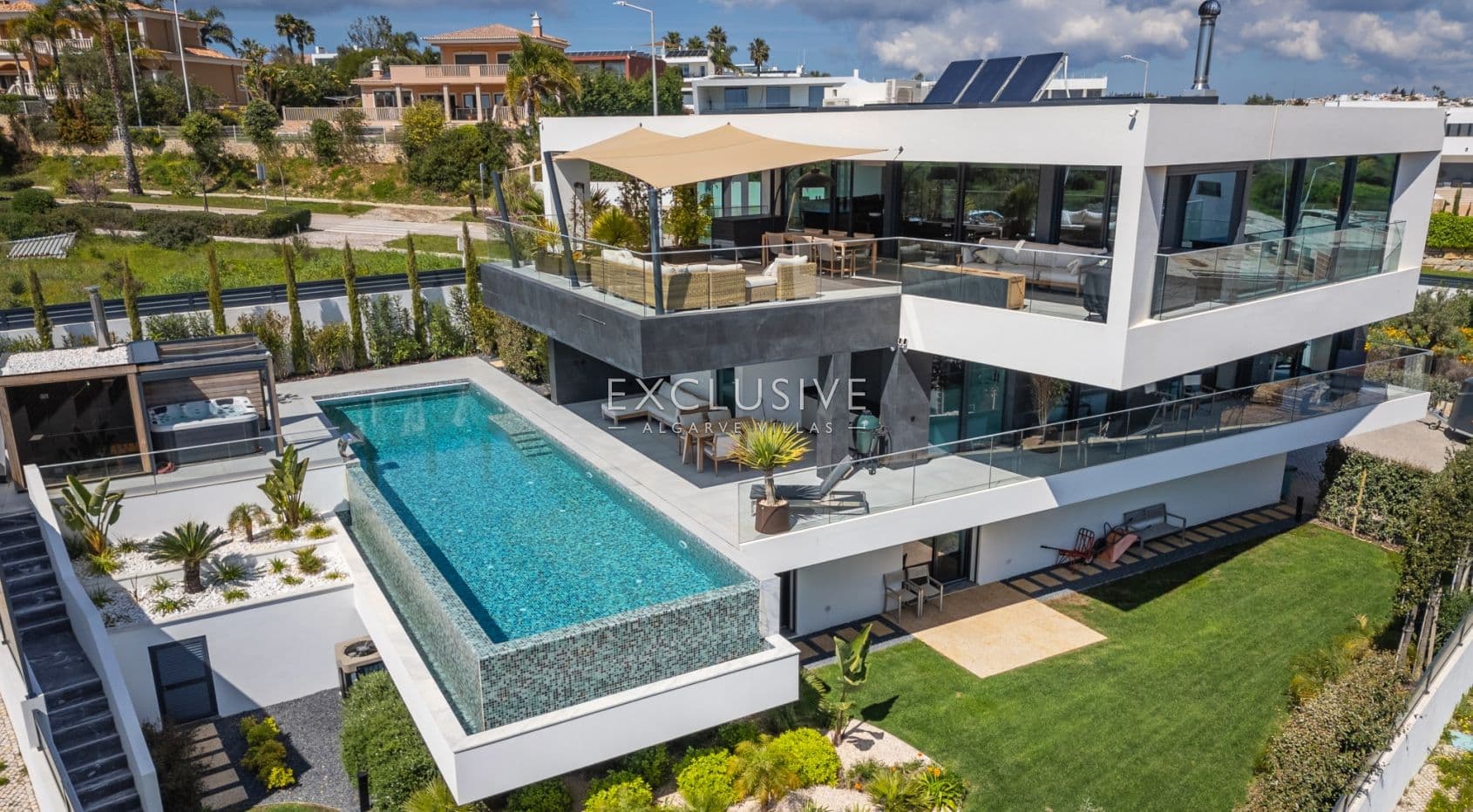 Luxury contemporary villa with sea views in Porto de Mós - Lagos-1