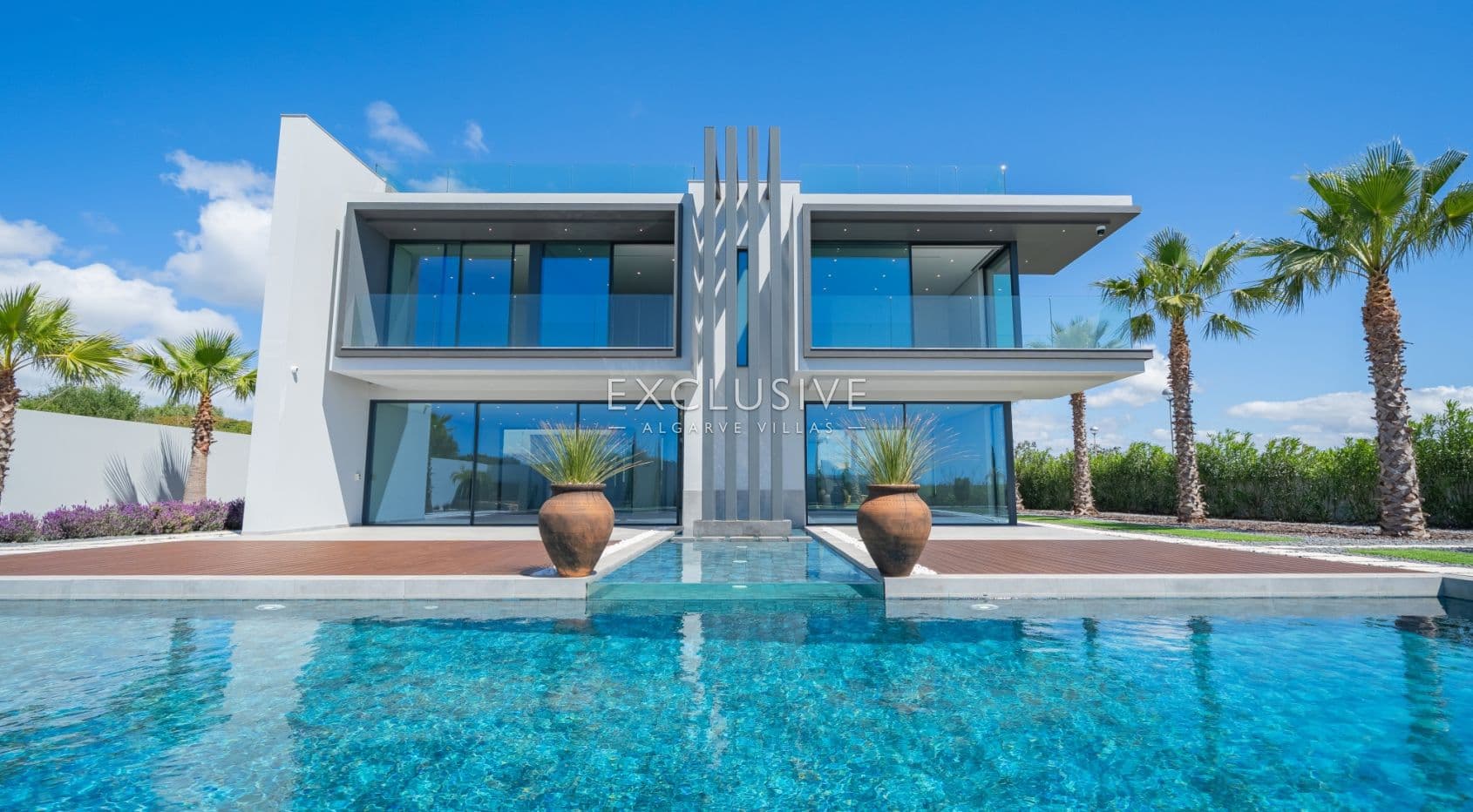 Modern Luxury Villa with Sea Views in Porto de Mós, Lagos-1
