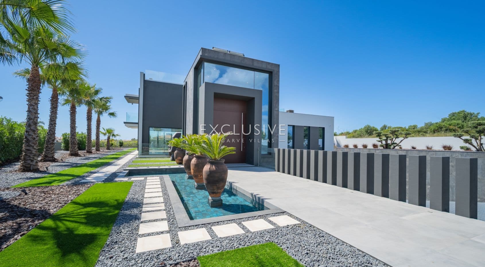Modern Luxury Villa with Sea Views in Porto de Mós, Lagos-2