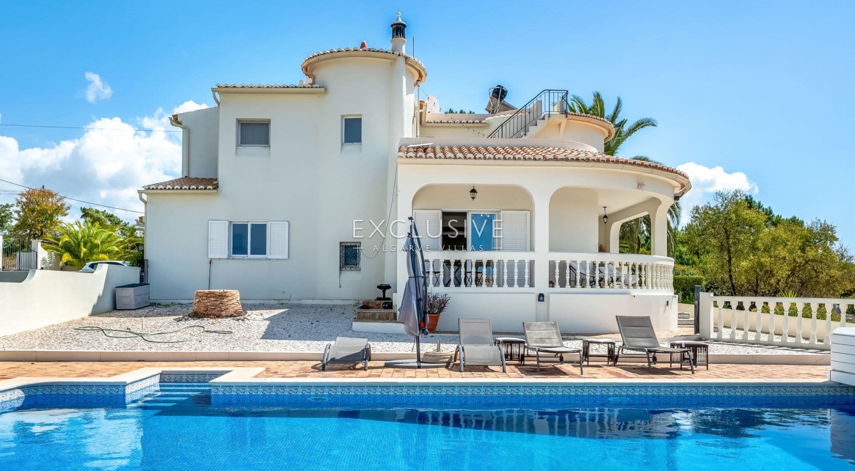 Exclusive 4+1 bedroom Villa with heated pool on 7910m2 plot in Porches, Algarve-2