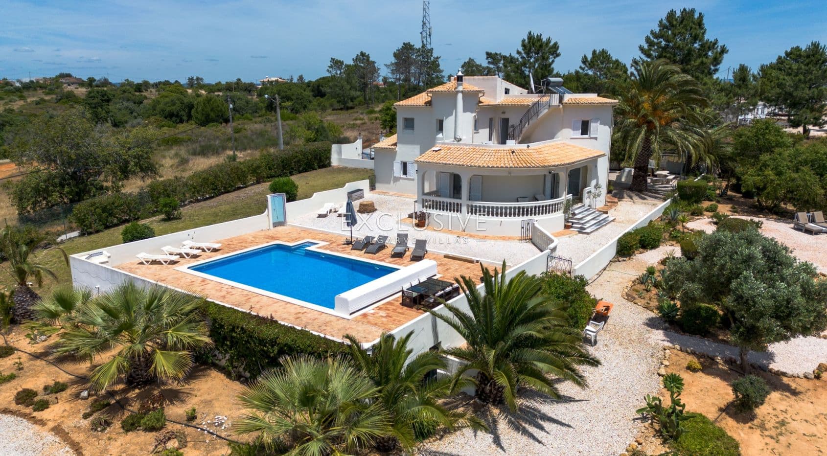 Exclusive 4+1 bedroom Villa with heated pool on 7910m2 plot in Porches, Algarve-2