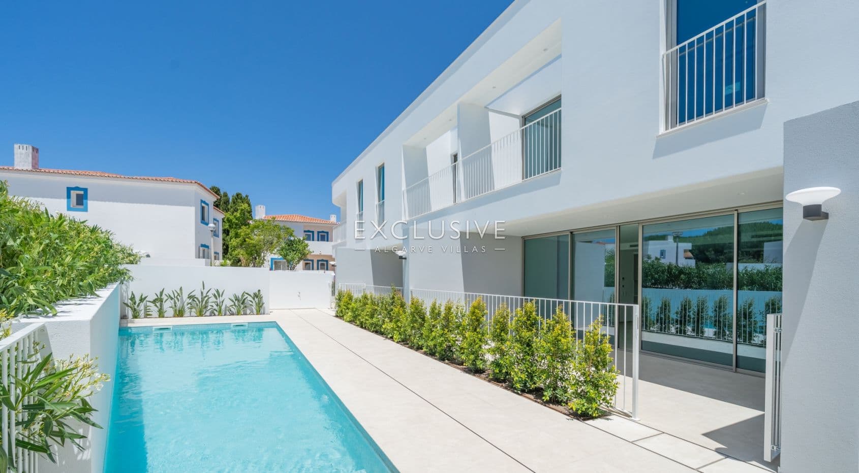 Brand-New 2+1 Bedroom Terraced Villa with Private Roof Terrace in Lagos, Algarve-1