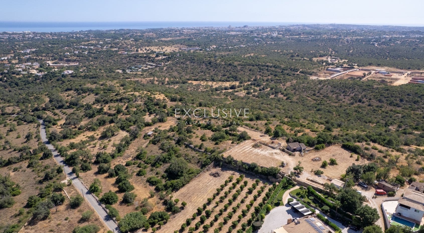 4 parcels of land with 2 Ruins, for construction of 2 properties with Seaviews Albufeira-2