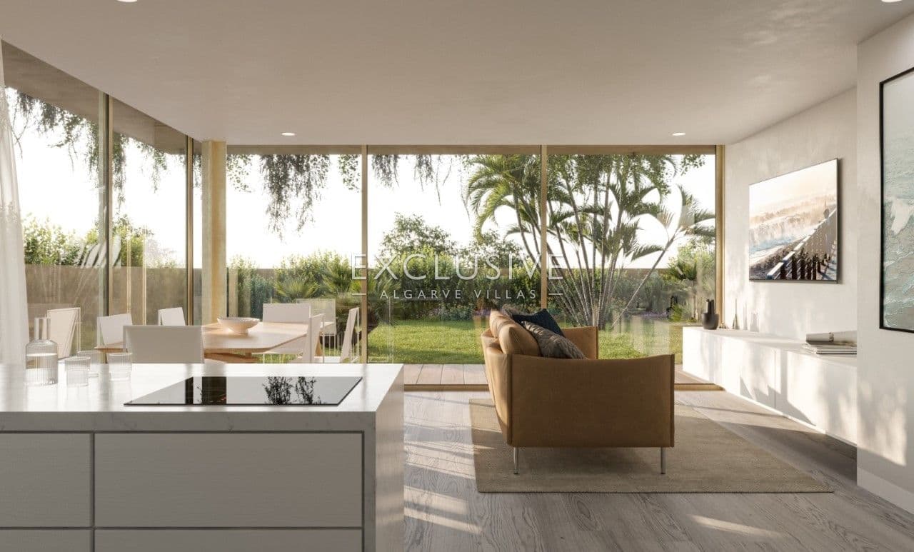 Brand new Single storey Homes with Pool and Garden in Praia da Luz, West Algarve-2