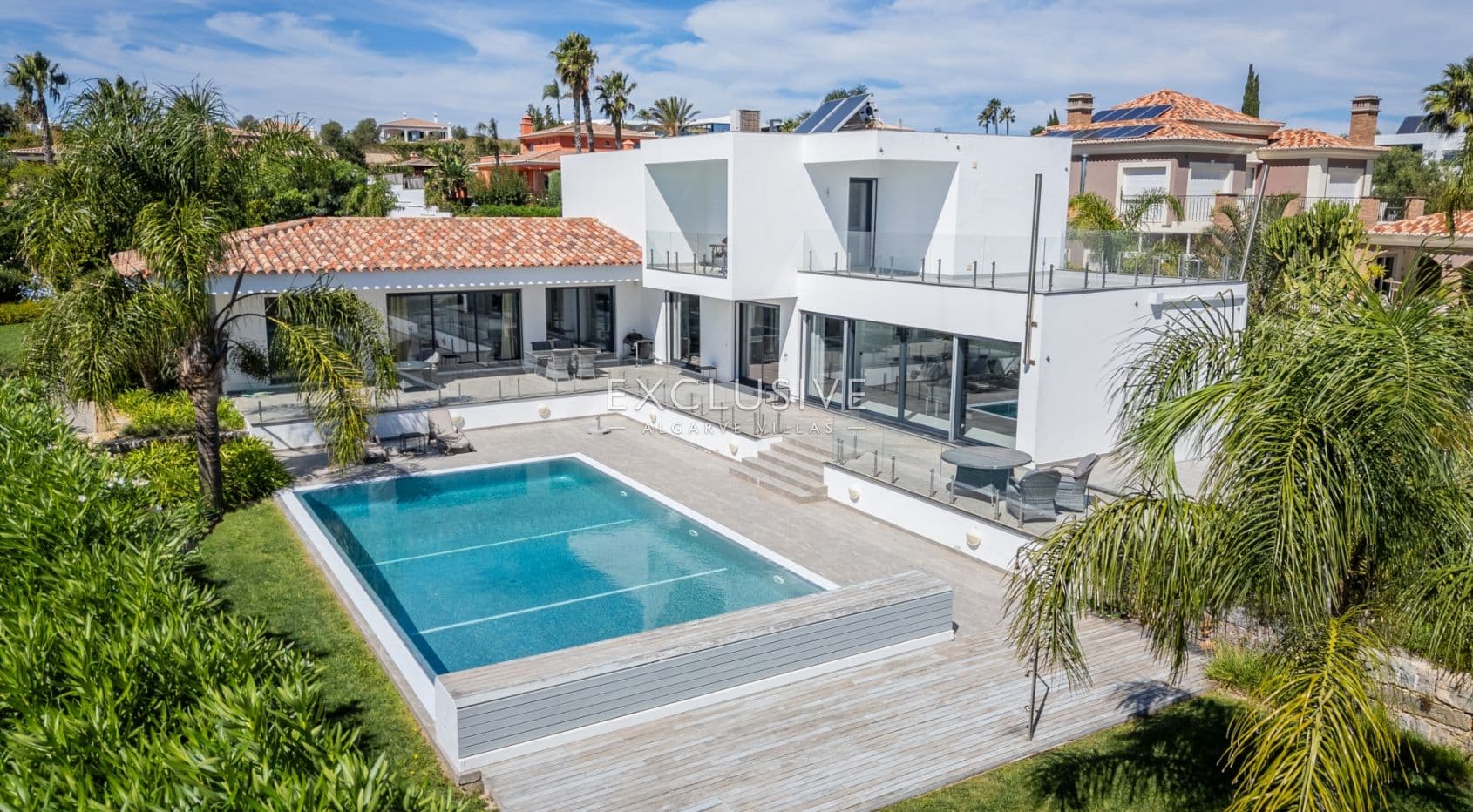 Casa Branca – Elegant Family Villa Near Porto de Mós Beach, Lagos-1