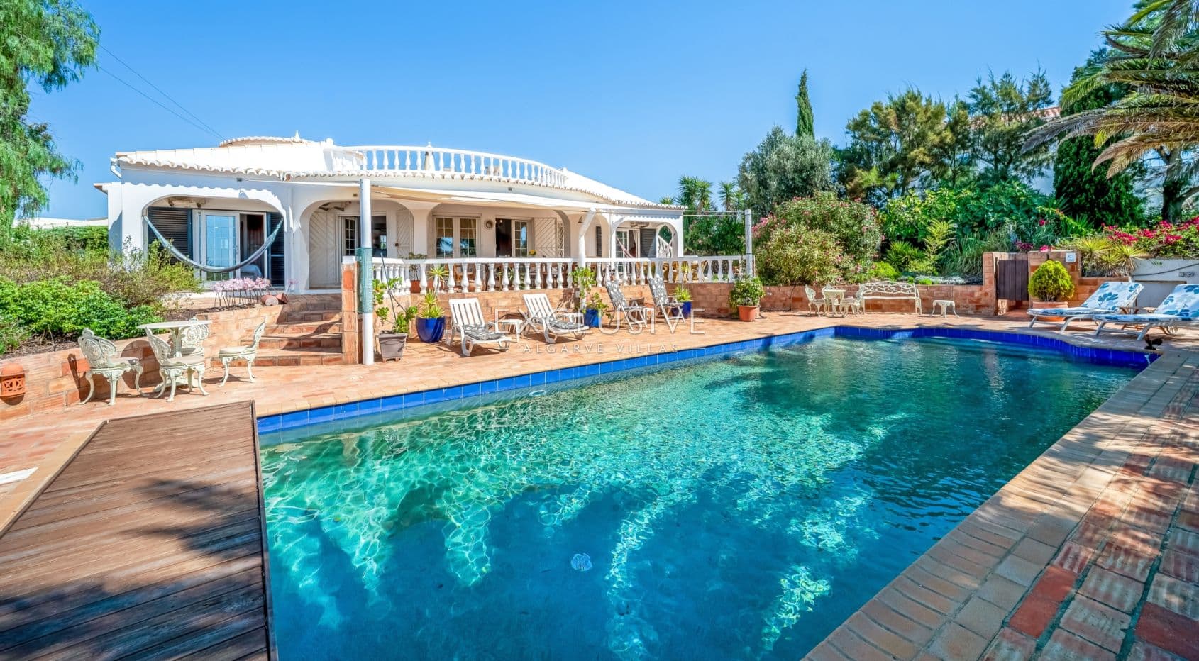 Charming 4 Bedroom Villa with Amazing Ocean Views near Praia da Luz and Burgau-2