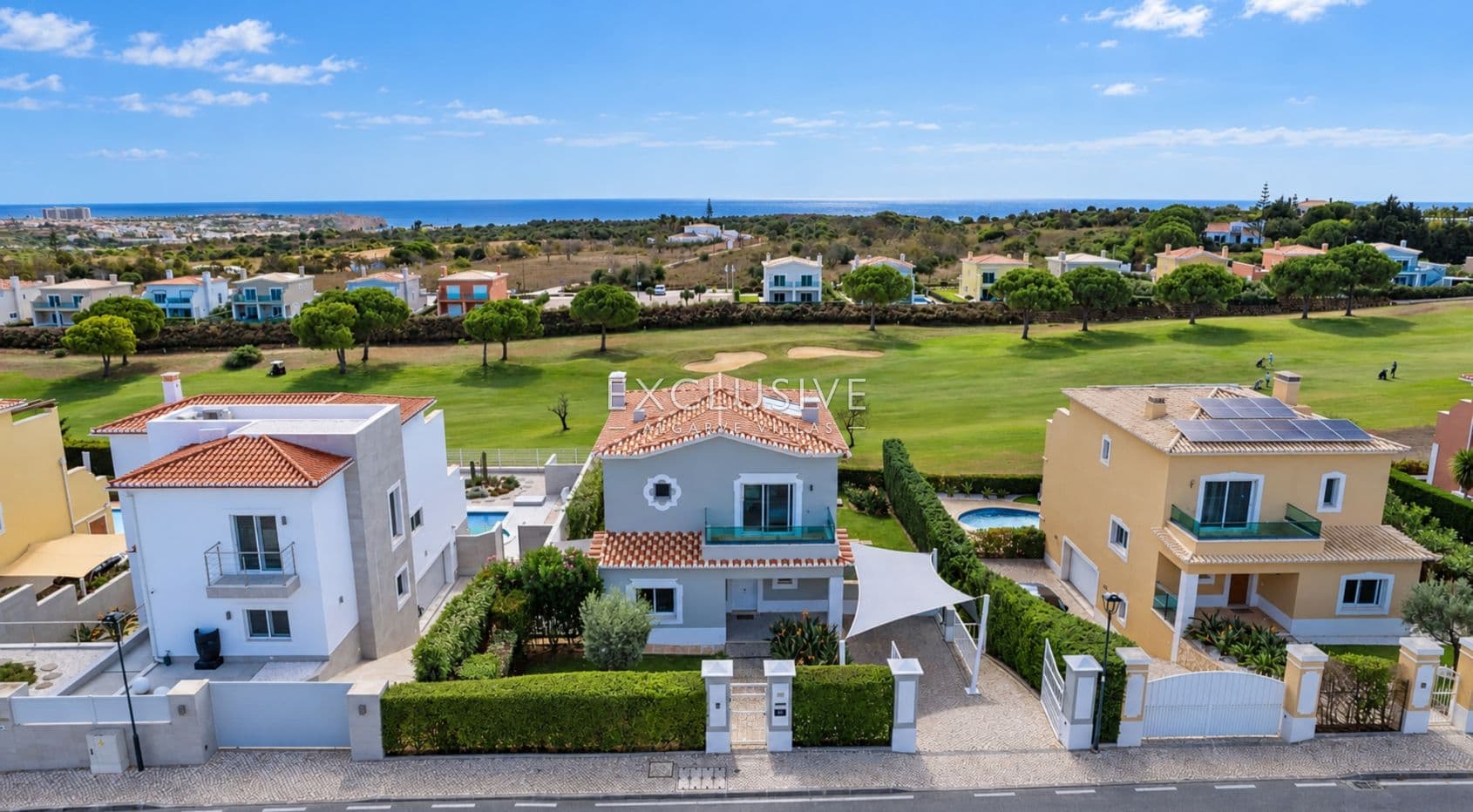 Villa de golf en première ligne avec vue sur la mer à Boavista, Lagos